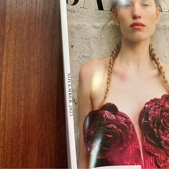 Harper’s Bazaar Magazine - Maya Lin - November 2023 - Picture 2 of 3